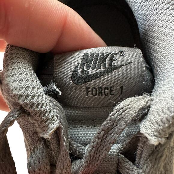 Air Force 1 Low LV8 GS 'Flat Pewter Gum  toddler kids boys grey 5 C - Picture 2 of 7